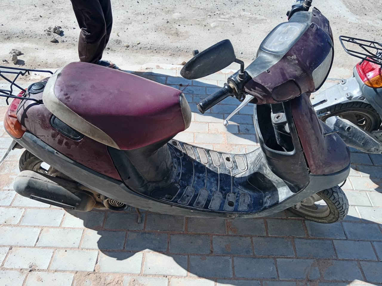 دراجه بطه 2003 كلشي شغال بيها
سعرها 225 وبيها مجال 

للتواصل واتساب اب ***********
