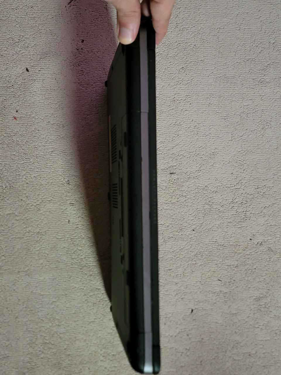 155 ألف فقط 

مستعجل على بيعها جوه السوق جاي تنباع ب180

لابتوب hp

مواصفات حلوة ومناسبة 

معالج كور اي 5 جيل الرابع 

رام 8 كيكا قابل للتطوير

هارد 256 كيكا SSD قابل للتطوير 

بطارية ممتازة تطول الى 5 ساعات حسب الاستعمال 

توصيل متوفر وشرط الفحص والقناعة حلة, بابل


**إذا كنت صاحب هذا الإعلان وتريد حذفه لأي سبب، رجاءا أرسل رسالة إلى الدعم الفني**