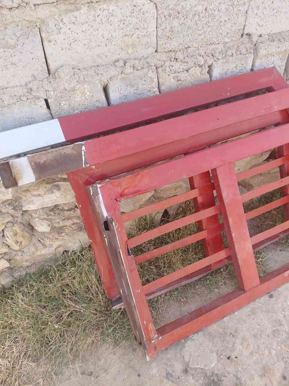 محجر هينو ٦ و ربع كامل للبيع 
النجف :***********
