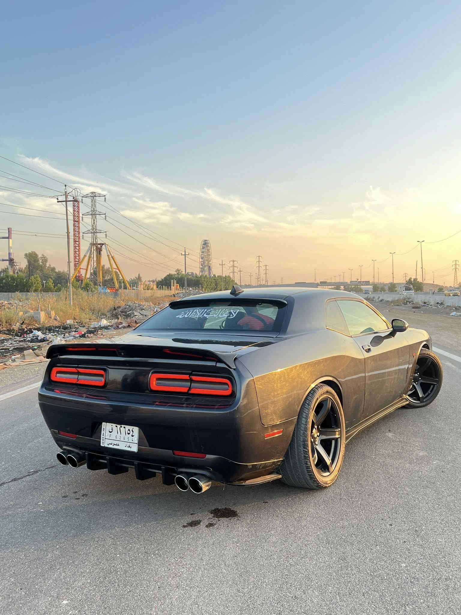 � للبيع – جالنجر SXT 🚘
• الموديل: 2019

 • الفئة: SXT

 • ماشية:180 الف كيلو

 • ⚠️المواصفات: 

 -كاميرا - -كشن كهرباء -كشنات جلد -قطعتين تبريد -تحكم ستيرن جهتين -نظام سبورت -مكينة 6 سلندر 3600

 • الملاحظات: قطعتين جاملغ  + تحديث البنيد .) 

.السعر 170

📞 للاستفسار: ‭0773 930 5796‬
