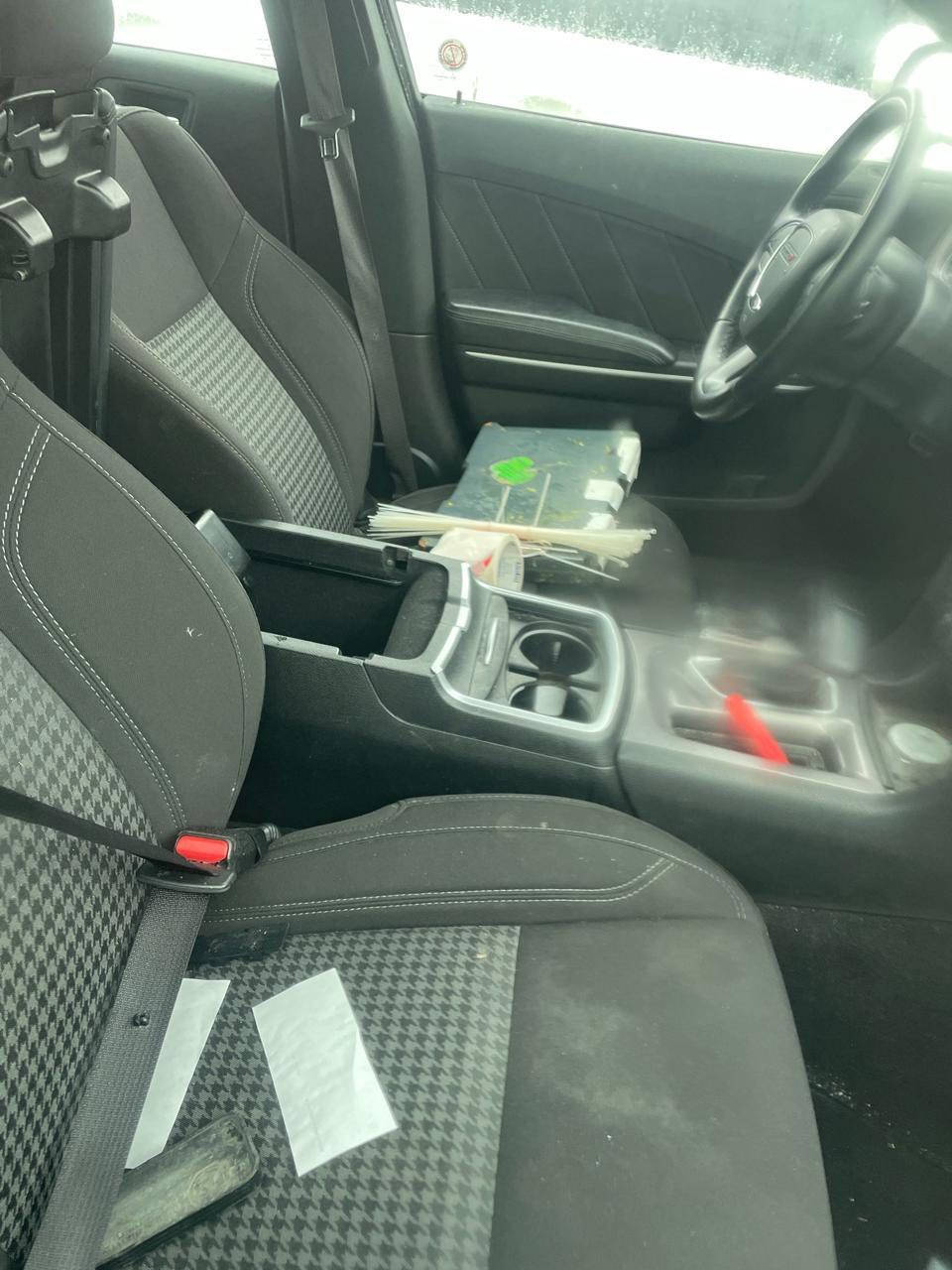 السلام عليكم جارجر  مديل 2023بس هذا حادثها بدون ايرباك بدون قطره صبغ سياره 
مكاني بغداد الامين الثانيه 
للاستفسار ***********
