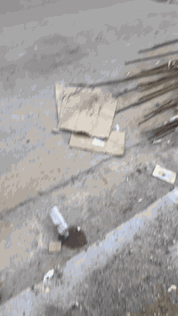 سلام عليكم قطعه ارض
 للبيع مساحته ١٠٠ متر رقمه 
١٠٥٢٦ سعر ٩٥ وبيه مجال ***********
