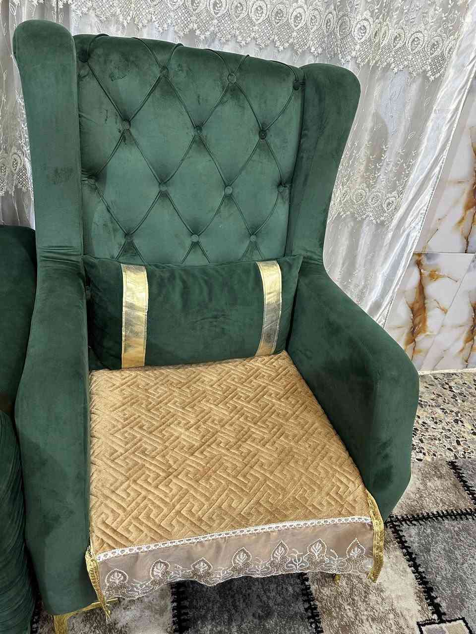 تخم اللبيع نضيف ستعمال قليل  15 مقعد  جديد سعر 800 وبي مجال  رقم الهاتف  *********** غير متوفر على الفيس مكان زعفرانيه
