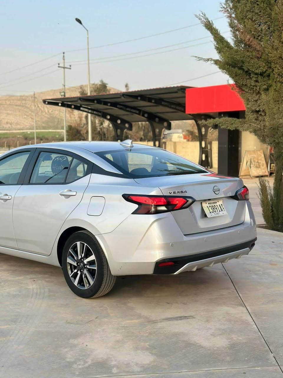 نیسان ڤیرسا ٢٠٢٥ 
سەیارەکە ژمارە کاتیە کاتی نەشکاوە
دوو پارچەی بۆیاغە چاملغ بۆنیت
کامل ڕادارە   مەزبوت
شەعنی مۆبایل
تەنها ٢٥ هەزار مل ڕۆیشتوە
3N1CN8EV2SL812345
شوین ڕانیە
نرخ/١٠٩
***********
*********** رانية, السليمانية
