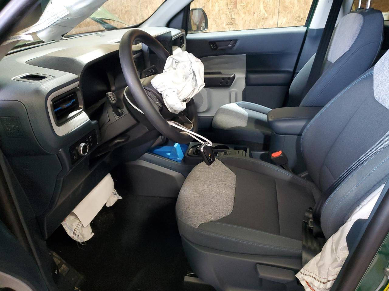 السلام عليكم
فورد مافريك هايبرد موديل ٢٠٢٥ فول مواصفات بصمة فتحة XLT ماشية٣٠٠٠ السيارة بالمنطقة الحرة بالتصليح تستلم أربيل كاتي السعر ١٨٠ تفاصيل أكثر اتصل على الرقم 
***********
***********
