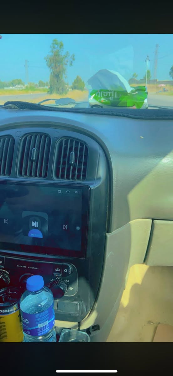 السلام عليكم دوج كرفان للبيع كير مكينه تايرات جديد طويله محرك 3.3السياره كشنات منفصل تبريد قطعه وحده السياره جاهزه من كلشي بس الوجه مال كمبريسر لاطش المنظومه كلهه جديده والمشط مال ستيرن ينقط دهن شديده جديد وبعد ما فتحته المنظومه مال مي راديتر واتربم كلهه جديد السعر 67$
***********

مكان السياره بغداد
