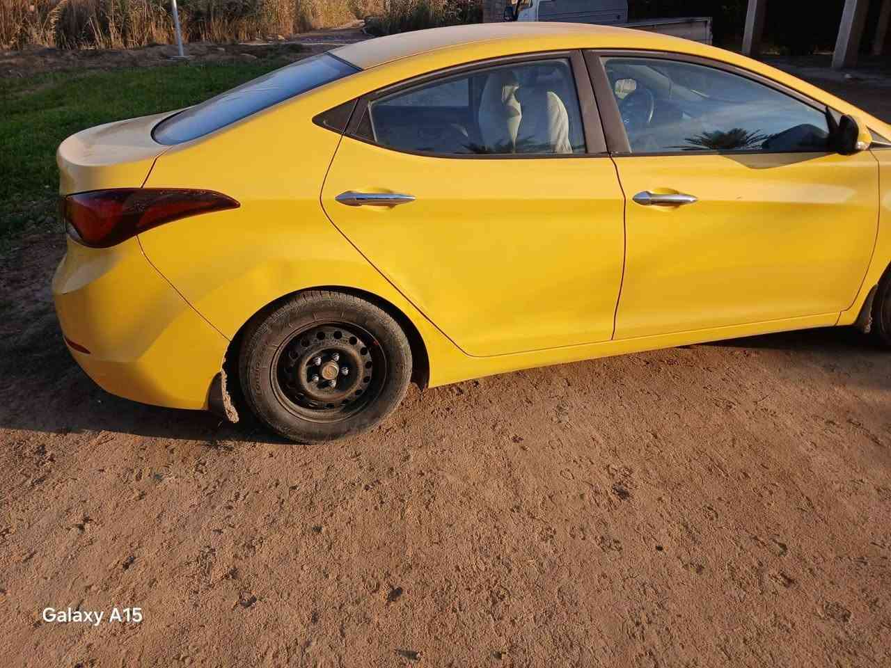 السلام عليكم النتره خليجي 2014جاهزه من كلشي تخم تاير صدر جديد كير محرك خير من الله بيه طخات موجوده بالسونار السعر 115 ورقم الهاتف ***********
