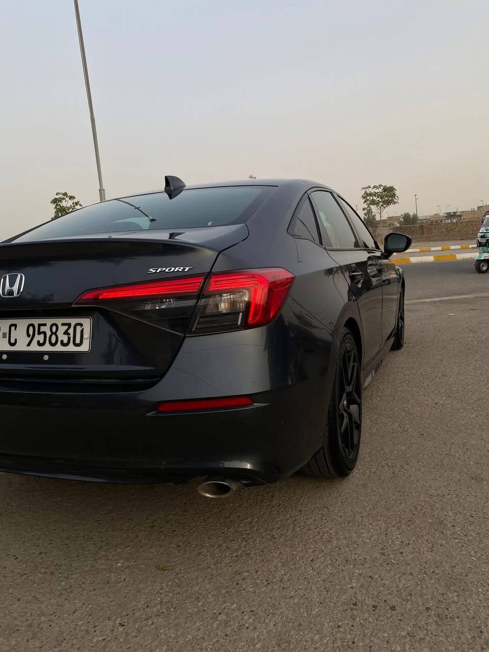 السلام عليكم
هوندا سيفك 2022 رقم اربيل بأسمي 

فئة ال sport

بصمة 

تشغيل عن بعد 

رادار امامي خلفي جانبي 

لد امامي خلفي 

بصمة ابواب 

كيجات دجتل 

نظام ايكو سبورت نورمال 

نظام ترحيب 

شاشة اعطال

كامرة 

وبعد هواية مواصفات 

تخم تاير وباتري جديد

محرك 2000 تنفس طبيعي 

ماشية 52 الف كيلومتر 

الحادث  بنيد فقط صبغ بدوان شواطي بدون لغود ايرباك لستيرن وراجع سستم

 وصار بيها بالعراق شخوط فوك البيبان اليسرى بعده ما مصلحه 

السعر  137 وبيها مجال كلش قليل وما اضن اكو هيج سعر 

***********
