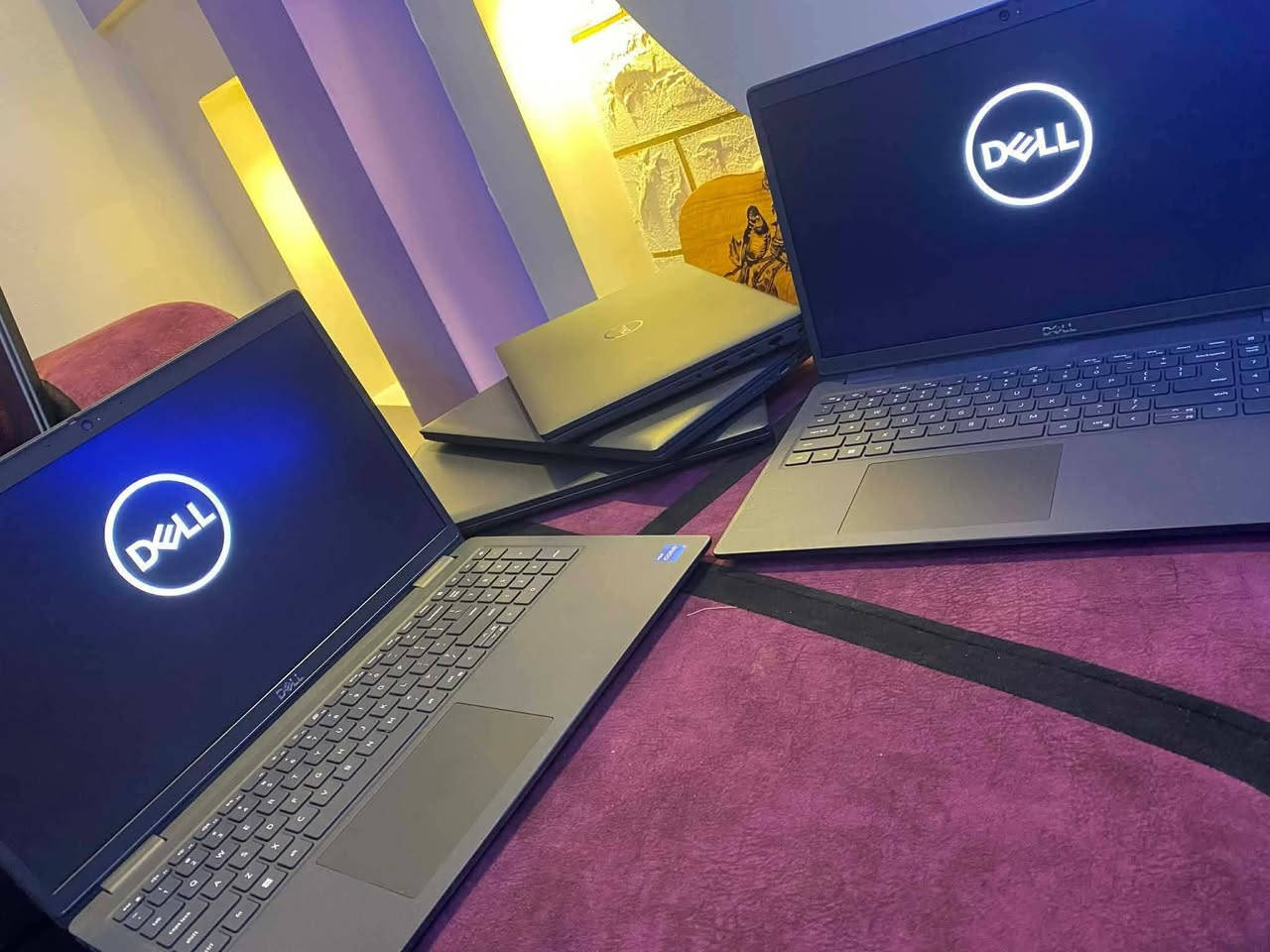 🔹 لابتوب الجيل الحادي عشر بسعر صدمة! Dell Latitude 3520 💻🔥
إلى الطلاب، الأساتذة، الموظفين، وأصحاب المشاريع الذكية.. إذا كنت تبحث عن جهاز حديث، سريع، واعتمادي يمشيك بالدراسة والعمل اليومي وبسعر خيالي.. عائلة Latitude الشهيرة بالتحمل تقدم لك الحل المثالي!
⚙️ المواصفات الفنية الذكية:
⚡️ معالج حديث وعملي: Intel Core i5-1135G7 (الجيل الحادي عشر) – أداء سريع ومستقر مع كفاءة عالية في استهلاك البطارية.
🚀 سرعة واستجابة: رام 8GB DDR4 (وقابل للترقية للمستقبل) مع هارد 256GB SSD لإقلاع النظام وفتح البرامج بلمح البصر.
🎮 جرافيكس متميز: كرت شاشة Intel Iris Xe Graphics (يقدم أداءً ممتازاً للتصفح، برامج الأوفيس، والالعاب الخفيفة).
🖥️ شاشة مريحة للعين: بمقاس 15.6 بوصة بدقة FHD – وضوح ممتاز لمتابعة المحاضرات والعمل لساعات طويلة.
⌨️ ميزة خاصة: الكيبورد يمكن تعريبه ليزرياً بشكل احترافي (عربي/إنكليزي) حسب طلبك مجاناً! 🙏
🔥 صفقة اليوم – السعر الأقوى في السوق بلا منازع 🔥
💰 السعر: 335,000 دينار عراقي قفل! 💥
🎁 الباقة الشاملة مجاناً: شاحن أصلي + حقيبة + ماوس + ملحقات كاملة.
🚚 التوصيل: مجاني بالكامل لجميع المحافظات!
⚠️ القطع محدودة والسعر لا يتكرر! احجزه الآن قبل النفاذ:
راسلنا مباشرة عبر رسائل الصفحة ✉️


**إذا كنت صاحب هذا الإعلان وتريد حذفه لأي سبب، رجاءا أرسل رسالة إلى الدعم الفني**