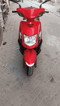 السلام عليكم
دراجه سكنس نثيه كابريتر 
كوري السرعه 140 رمبه لوك جديد ماشيه27 مكفولة كفاله عامه المكان بغداد ***********
