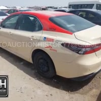 كامري تكسي دبي ٢٠٣٣ بدون حادث صبغت قمارتها فقط توحيد لون ماشيه ٢٢٠ الف...