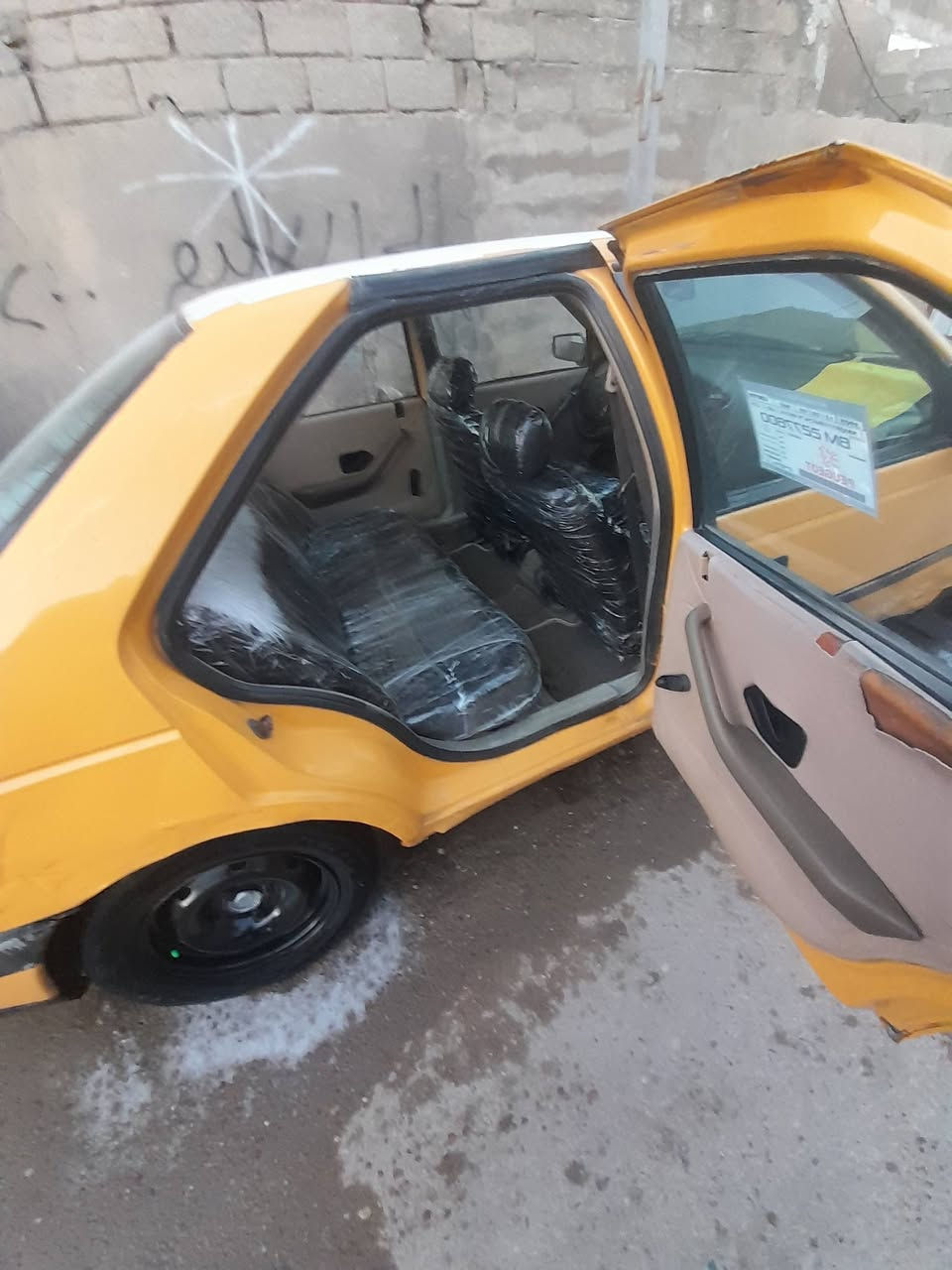 السلام عليكم بيجو 405 السعر 19 ماكينه فرنسي راعيها يريد تحويل***********
