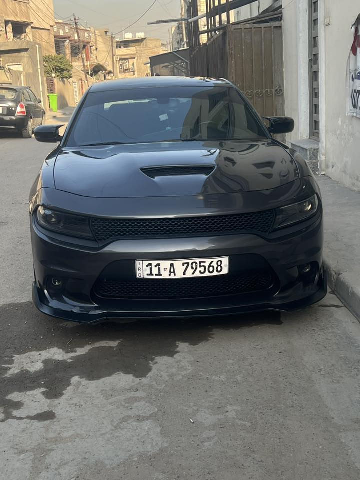 السلام عليكم ♥️
دوج جارجر 2022 Gt جي تي 

محرك 3.6 موصفات الGt معروفه فول عده الفتحه 

ماشيه 17 ميل سياره جدا جدا نضيفه 

سياره حادث 3 قطع بنيد وجاملغ وقبق جنطه بيها تعديل بل شاصي 

وماشالله سياره بجم كبس 

ويل 20 بلادي مال gt 

مكان السياره بغداد المشتل 

السعر 210 وما توقع اكو هيج سعر بهيج نضافه 

متواجد فقط عل رقم ***********
