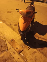 ماكس 140 لون مميز برتقالي شلعه ومعدل فول محرك ناعم ومستقر بس عوزها كعك...