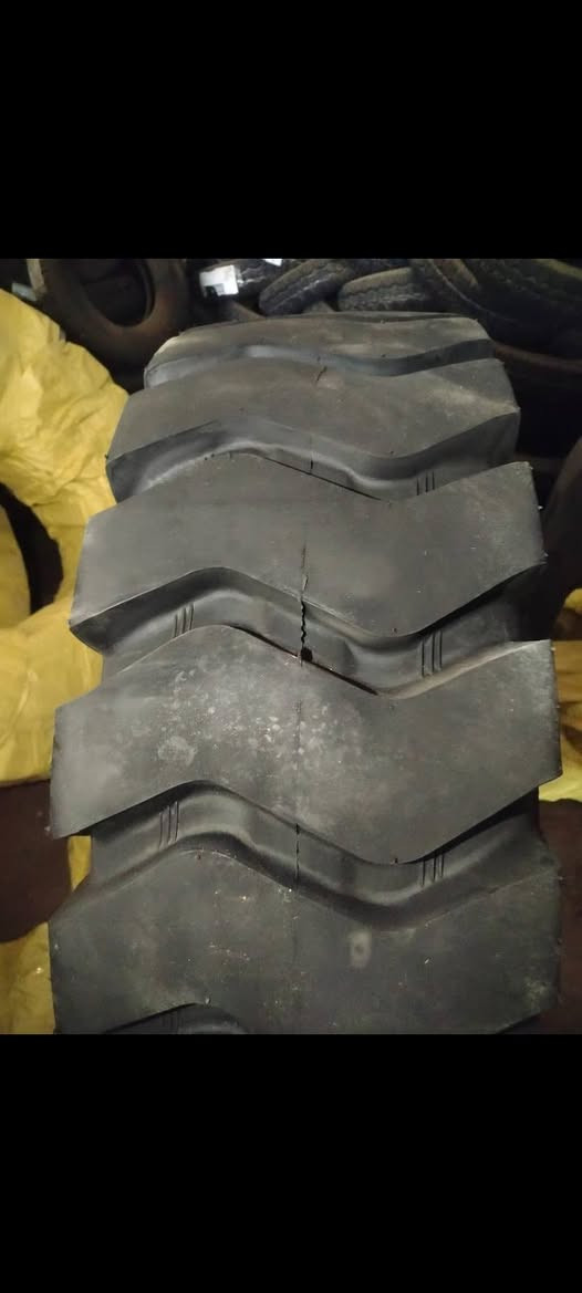 السلام عليكم تعلن شركة لولوة الشارقة الاطارات هايلوكس وزن ثقيل الاطارات اونكس الزراعية ماركات التركية الهندية جميع قياسات متوفرة العنوان بغداد مجمع مشن يوجد توصيل جميع محافظات لتواصل ***********
