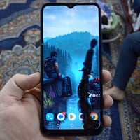 انفنكس سمارت 5 ذاكره 32 جهاز ممفتوح ولا مبدل بس هاي كسر بل شاشه وسواد ...