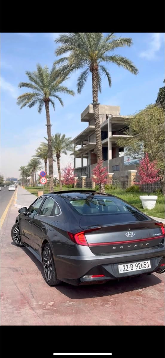 السلام عليكم 
للبيع فقط اعتذر عن مراوس 
سوناتا 2022 لمتد فول مواصفات 
محرك 1600 تيربو 
مواصفاتهة :
بانوراما
بصمه تشغيل عن بعد و تتقدم و ترجع بالبصمه
5 كامرات 360 
رادارات امامي خلفي جانبي
حساسات حول السيارة
كشنات جلد تدفأة و تبريد 
ستيرن هيتر
فول تحكم ستيرن
مثبت سرعة و تحديد مسار و قيادة ذاتيه
شحن لاسلكي
كشنات خزن
تبريد قطعتين 
اوتو بارك
اوتو هولد
نضام صوتي BOSE دمام
نقطة عمياء
4 انضمه قيادة 
كير اوتو + عادي شفتات
داتا شو
بعد بيهة خير من الله مواصفات

صور الحادث  موجودة بالمنشور
السيارة رقم اربيل باسمي تحويل شوكت متريد
بيها كتاب تضليل جديد  كلشي كامله مكمله 
سيارة جاهزة مبيهة اي نقص تخم تايرات جدد
كير و مكينه مكفولات صدر جديد 
السعر 170وبيها مجال 
مكاني بغداد حي الجهاد
*********** واتساب متوفر

