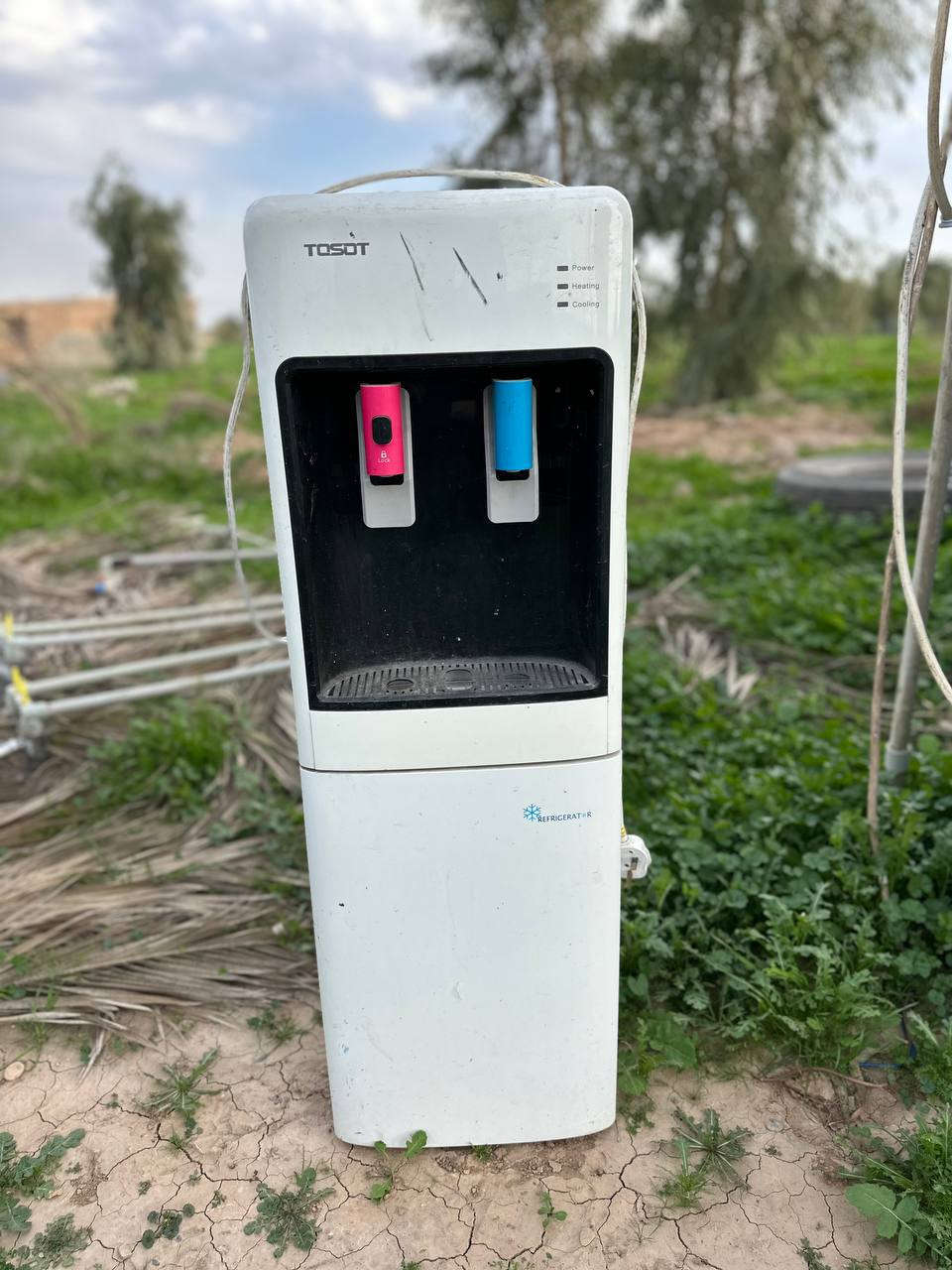 السلام عليكم 
محل دجاج حي كامل 🔥

1:هلاسه حجم كبير
2:گيزر+ واير10امتار+جوزه +بواري كامله
3:ميزان شرط جديد 
4:ذباحات حجم3
5:براد مي  (بارد+حار) 
6:مبرده  شغاله فول
7:سيار كهربائي
8:ميز تقطيع 
9:سنگ+تأسيسات بواري كامله+خلاطات مي 2
10:تانكيات مي حجم صغير 2+حجم كبير 2
11:شعله وياها صونده ومنضم كامل +جدر مي 
12:صناديك دجاج 2
13:معلف اكل +مي
14:قفص عرض طول مترين بمتر

***********
