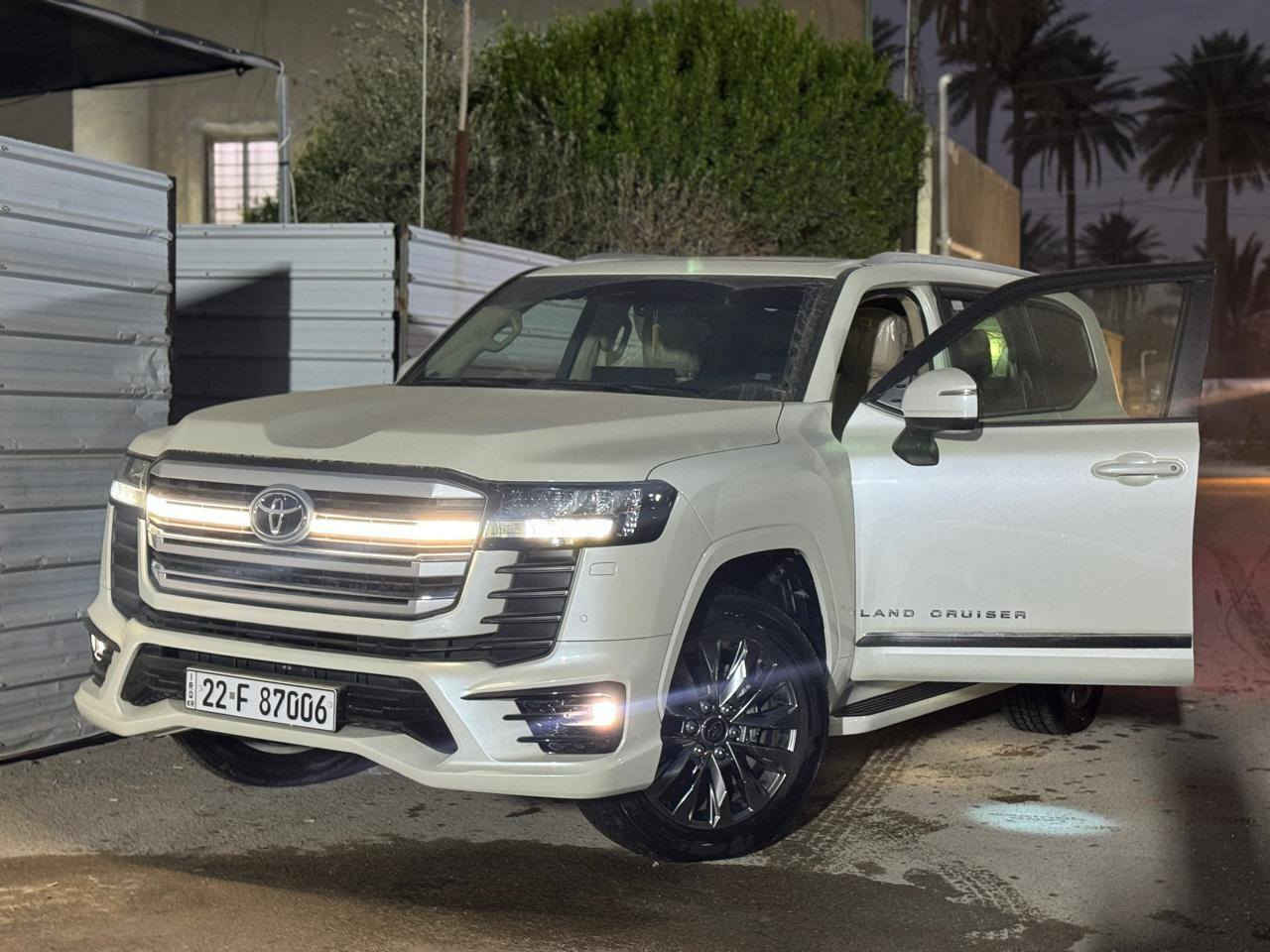 السلام عليكم GXR limited 2023 إنتاج شهر ال9
لمتدد أصل شركة جيهان رقم أربيل بأسمي 
تحويل ثاني يوم 
ماشية 31 الف 
فول الفول 
أربع بصمات أبواب جنطة كهرباء 
3 شاشات وسماعات + حساسات 360 درجة 
زراكات لايت مري قلاب تعتيم ذاتي لل3 مرايا مري شفط إشاير مري 
كشنات تبريد وكهرباء 
وسقف كنتارا وفتحة سقف إنارة داخلية LED والخ..

السيارة بعدها بحالة الزيرو كشناتها بنايلون الشركة أرضياتها وبردتها الخلفية ممشدودات 
السعر 
67,500 
6 شدات و75 ورقة وبيها مجال 
عنواني بغداد الرصافة 
***********
