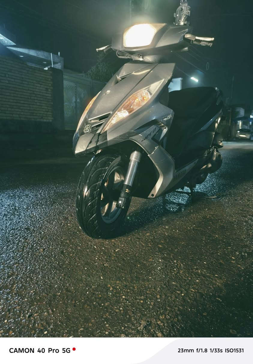 سلام عليكم جيتي آر دراجه مال رمبه مكفوله كفاله عامه دراجه خير من الله كله شقال ترايك وين متريد مكاني بغداد ابو غريب 
سعر مليون و 150 وبيه مجال حك الجيه ول دراجه بل واقع احله الدراجه مكفوله من مكينه من كلشي صار شهر نزلته من الرمبه علا أيدي 
***********
