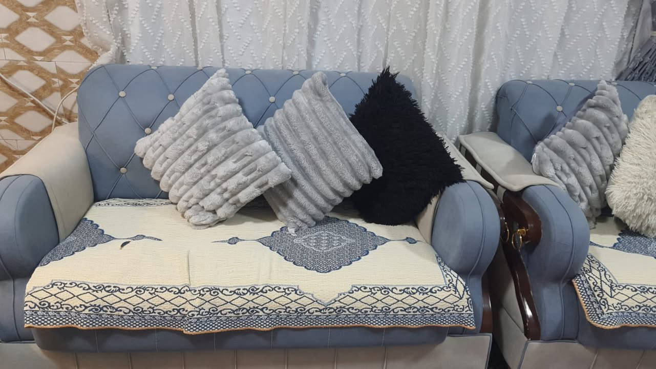 تخم عشر مقاعد  لون كابوي خشب ثقيل مابي أضرار جديد


**إذا كنت صاحب هذا الإعلان وتريد حذفه لأي سبب، رجاءا أرسل رسالة إلى الدعم الفني**