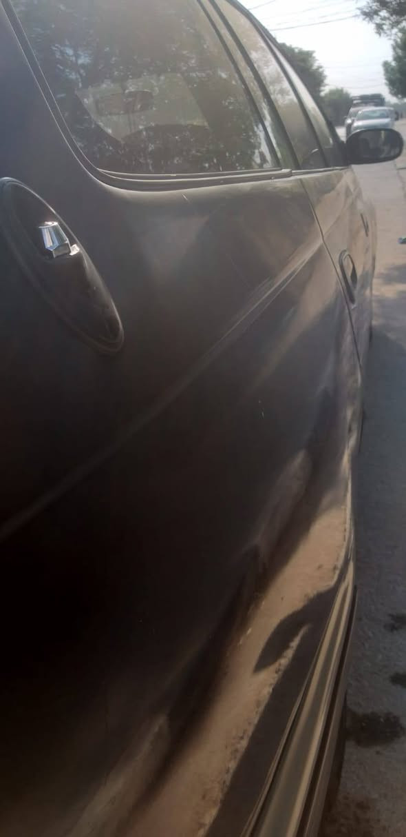 السلام عليكم ورحمة الله وبركاتة كرونه ستيشن  كير حاويه مكينه 1800بيها خيط بخار  حداديه صارلها شهر من  سويتها تبريد شغال  سنويه لل 29    رقم نجف راعيها بالنجف مكفوله من كص ونقل الجثه    تخم تاير    بيع او مراوس حسب القناعة     السعر المطلوب 46 وبيها مجال الشراي يتصل *********** عنواني نجف
