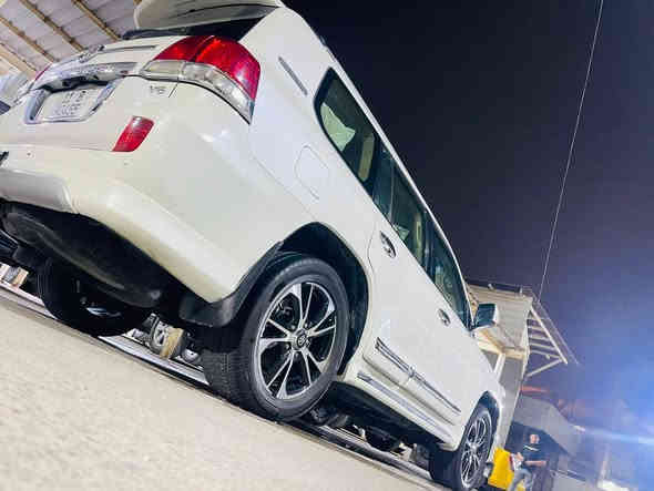 لاندكروز ستينية 2011 السونار مرفق بـ المنشور السعر المطلوب 290 وبيـ مجال العنوان ميسان ابو رمانه ***********
