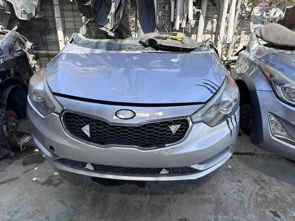 بفضل الله وصلت حاوية قطع غيار كوري متنوعة بموديلات مختلفة وتوفرت جميع قطع السيارات وسبير وفلينة عدة الطوارئ جديدة غير مستعملة وباسعار تنافسية.
كما وتتوفر ويل كبات كورية باشكال وانواع مختلفة.
السيارات المتوفرة :
🔶فورتي
🔶 النترا مضلع
🔶 النترا مقدس
🔶 سوناتا مضلع 
🔶 سوناتا مقدس
🔶 سورنتو
🔶 سنتافيا 
🔶 اكسنت  
🔶 اوبتما

العنوان :  بغداد - المشتل - مقابل محطة وقود المشتل

للتواصل من ساعة ٨ ص الى ساعة ٥ مساءا 
***********
***********
