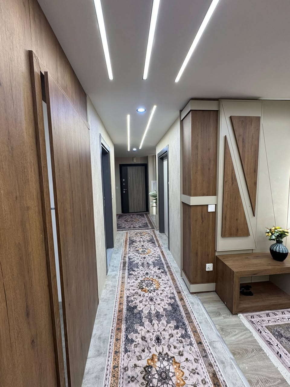 🏙️ شقة مفروشة 1+4 للبيع – Life Towers

📏 المساحة: 173م²

مرافق وخدمات المبنى:
 • كافيه للاسترخاء
 • نادي رياضي مجهز
 • موقف سيارات خاص
 • منطقة ألعاب للأطفال
 • مسبح
 • كهرباء ٢٤/٧
 • حراسة وخدمات ٢٤/٧
 • صيدلية قريبة
 • سوبرماركت
 • مطاعم متنوعة

💰 السعر:115,000 دولار أمريكي
📅 الشقة متاحة للسكن فوراً

📞 للتواصل وحجز موعد للمعاينة:
***********
ئەنەس عقارات سردار
