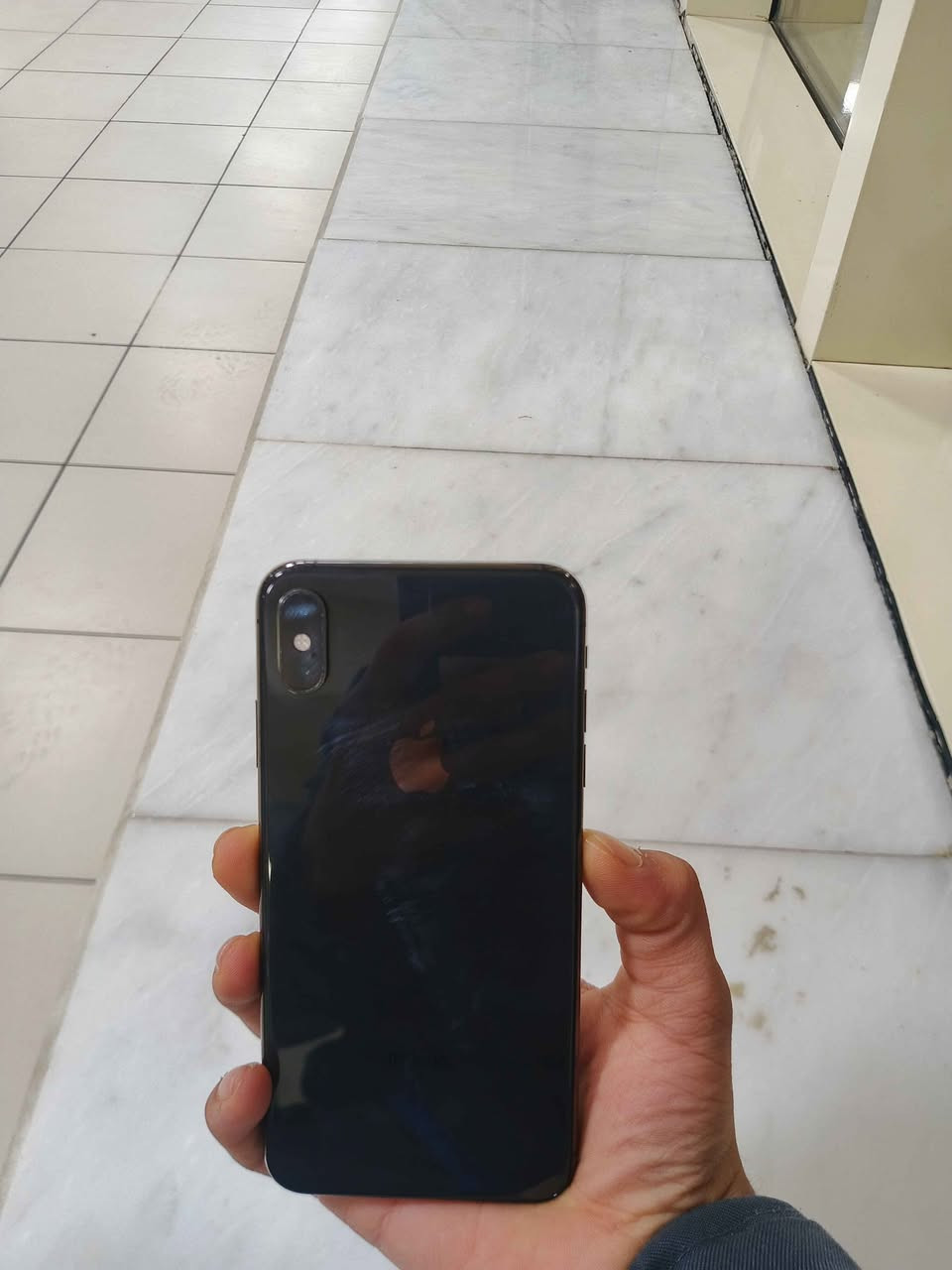 ايفون اكس ماكس ذاكرة 256 بطارية 100 الجهاز شاشة اصلية مامبدلة فيس أيدي مايشتغل والكامرة الأمامية مغوشة وبس مابي اي شي رايدة ب150 وبي مجال بسيط مكاني النجف متواجد خاص هذا رقمي *********** بدون ملحقات
