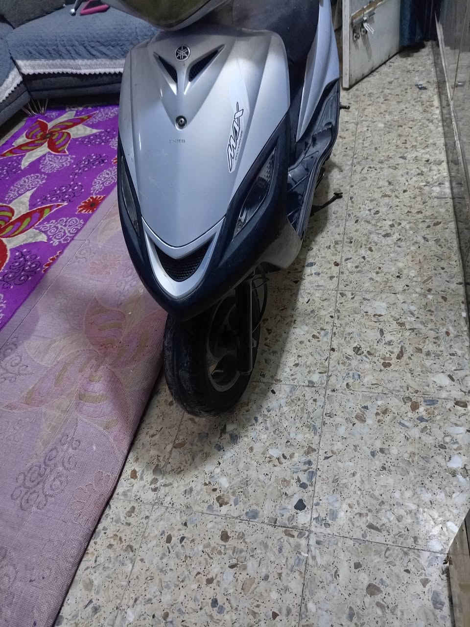 سلام عليكم متاح دراجه ماكس ثعلب سلف وهندر الكهربايت شغاله المكينه ناعمه ممفتوحه شلعه ومعدل قفل ستيرن قفل جنطه أوراق كامله سعر ٣٠٠ عنوان مدينة الصدر رقم الهاتف ***********
