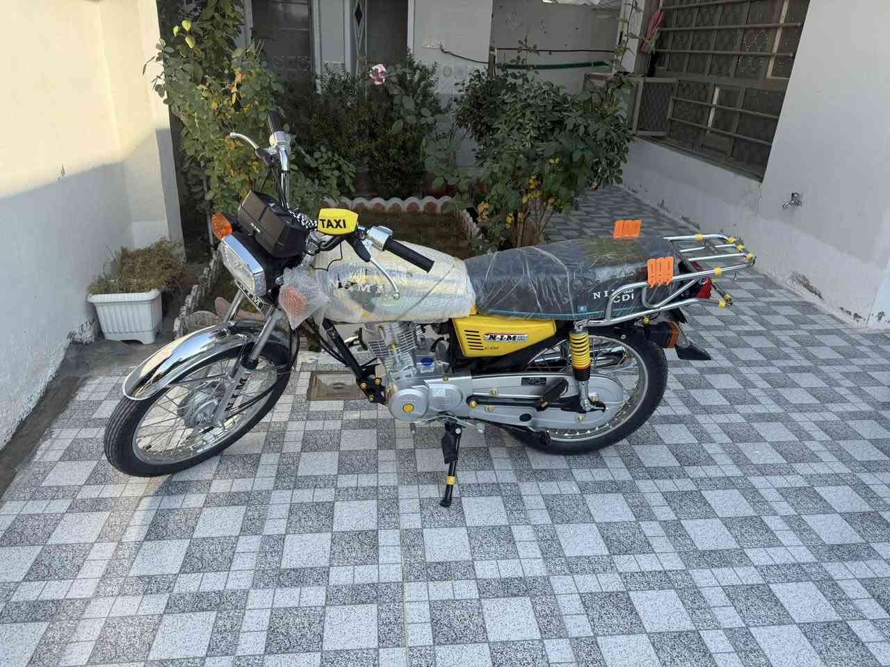 السلام عليكم سعر 950 فيها مجال
￼ ‏***********
￼
‏￼ ديالى بعقوبة حي العبور تقاطع سادة 
￼
