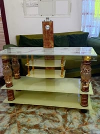 ميز بلازما • جديد • قليلة الاستخدام