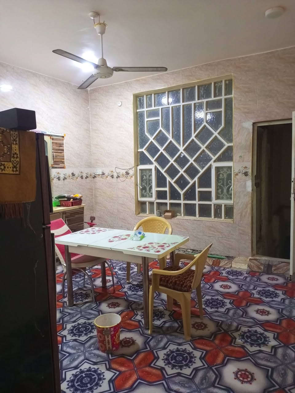 متوفر الان #شقه_مؤثثه_للايجار

موقعه الديوانيه #حي_الجامعه
قرب مدرسه السجئ الابتدائيه

تحتوي علئ غرف نوم وصاله ومطبخ  
وصحيات 
الشقه مجهزه من كلشي وجاهزه للسكن

#ايجاره_350_الف
للاستفسار اكثر 
#واتساب_اتصال_***********
أو مراجعه مكتب السند للعقار الكائن في الجزائر شارع المطاعم مقابل مدارس التفوق الاهليه
