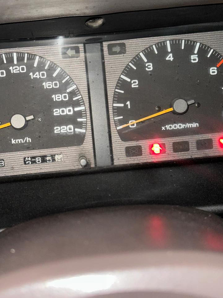 للبيع سيارة سترك نيسان كامل موصفات رقم بغداد موديل 2001 تفاصل باقي السيارة على هذااا الرقم ***********
