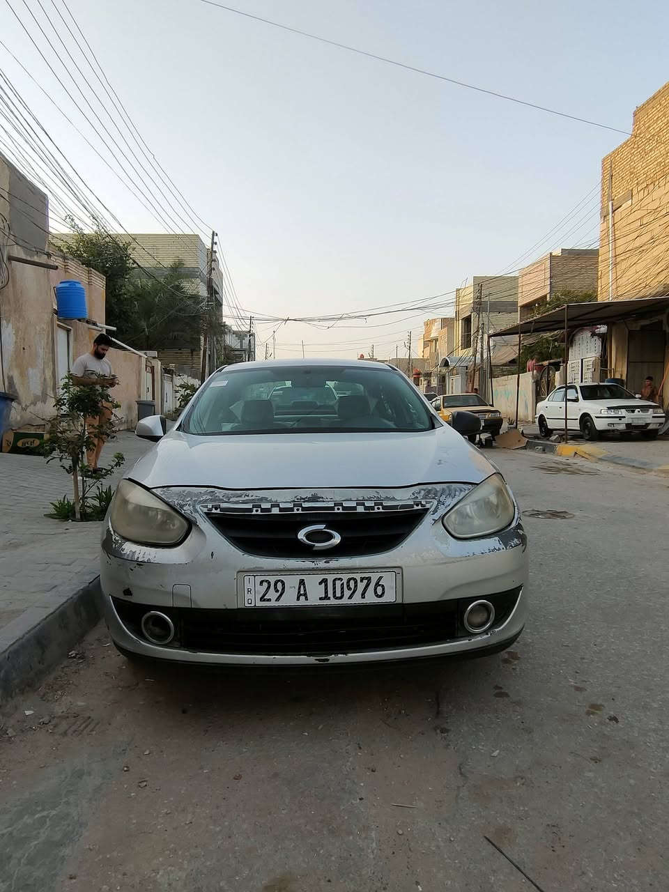 السلام عليكم ورحمة الله وبركاته رينو فلونس مديل 2013 
رقم واسط بسمي سنوية 2031 تدفئة  تبريد شغال بدون ضربة بدون صبغ  محرك قبق اصفر  ستوني شادة.  گير بلادي 5 نمر at المرغوب كهربائيات بلاد بدون جطل  باتري جديد 
حدادية جديدة   حتا كتلوكاتهة موجودة 

نقص جبنة كام شفت بيهة تسريب  فقط السعر 50
بيهة مجال بسيط جداً مكاني كربلاء حي الحر ***********
