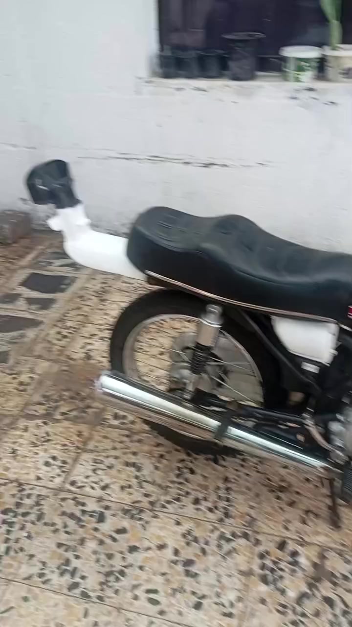 السلام عليكم دراجه للبيع مفتوح ولفات كلك كلك كلك سعر 575 وبيها مجال مكان ناصريه مركز  شراي راسلني ماتشتري لاتراسل ***********
