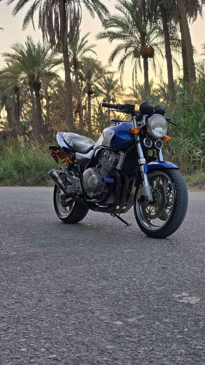 سلام عليكم
دراجه CB4 

جيل الثاني هايبرد 

الدراجه كفاله من كلشي 

الدراجه كلشي مناقصها 

مكاني كربلاء/ عين التمر 

*********** موجود واتساب
