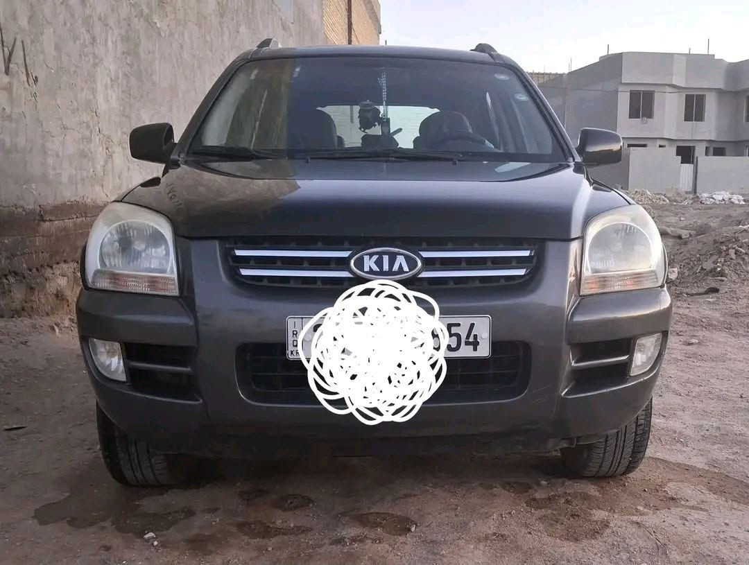 سلام عليكم
 سبورتج كير عادي وراد كوري دواخل اسود موديل ٢٠٠٧ كفالة عامة عامة جاهزة من كلشي تخم تاير جديد تبريد ثلج رقم دهوك باسم كردي ماشية ١٦٤ الف محرك ٢٠٠٠ مكان السيارة السماوة السعر دفتر وبيهة مجال بسيط كلش


**إذا كنت صاحب هذا الإعلان وتريد حذفه لأي سبب، رجاءا أرسل رسالة إلى الدعم الفني**