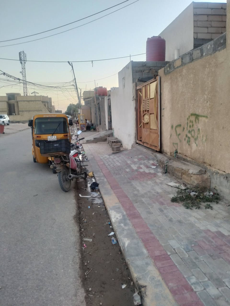 🏡 بيت للبيع في كربلاء المقدسة 🏡
📍 العنوان: كربلاء – الأمن الداخلي – الرافدين الأولى
🔹 المساحة: 150 متر مربع
🔹 البناء: طابق ونصف
🔹 الخدمات متوفرة بالكامل: ماء، كهرباء، مجاري، وتبليط.
📞 للاستفسار والتفاصيل: ***********
