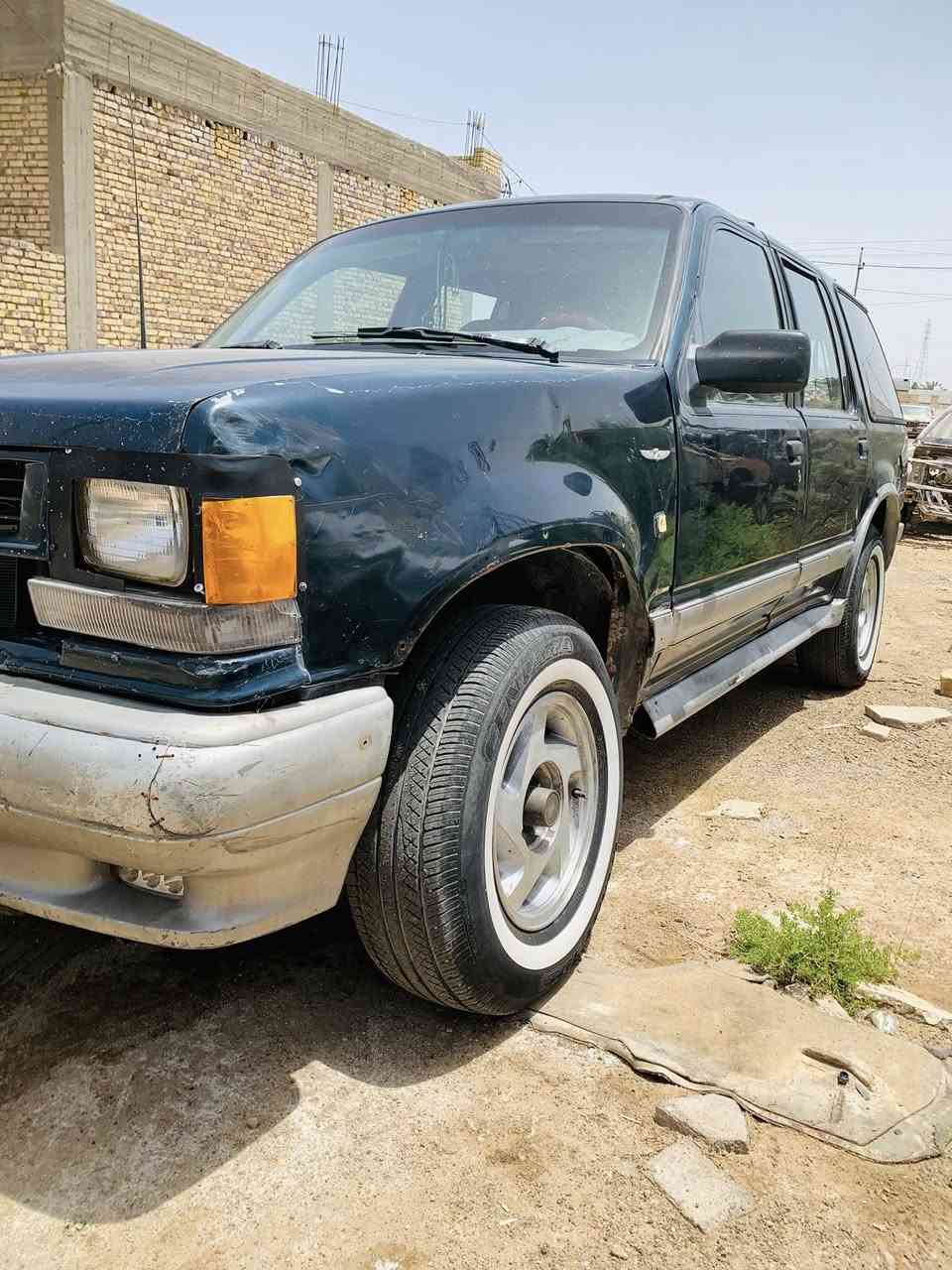 فورد اكسبلور 1993 اعلى مواصفات بهذا الموديل
كشنات كهرباء 

تبريد ❄️ 

تخم تاير

حداده 

كير زيرو ومحرك جديد 4000

رقم بغداد انكليزي تحويل مباشر 

كهربائيات شغاله 

كير تعليك

سيارة المهمات الصعبه 

مسجل وسماعات جدد

عوزها ترتيبات بسيطه 

السعر 38 وبيها مجال 

العنوان واسط الكوت 

***********
