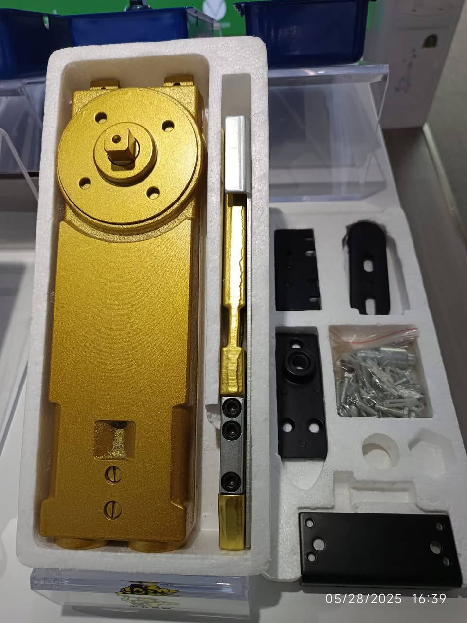 السلام عليكم نصير الزهيري للزجاج وجهات  وابواب الكهربيه  وألمنيوم   العنوان نجف
*********** 
***********
***********
