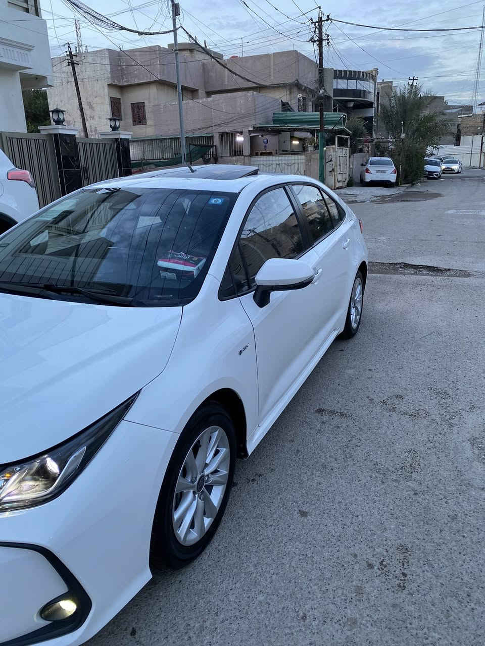 كورلا هايبرد 2024 
شكل خليجي
ماشيه 14 الف
مكفوله من ضربه وصبغ 
فول مواصفات ماعده كشن مو كهرباء ارضياته بعده جديده بالجيس مفاتحهن وارضيه مغلف جلد وشادله داش كام بلاديه مالته وسبايدر
سعره 152 وبيه مجال 
مكان بغداد الجديدة
***********
