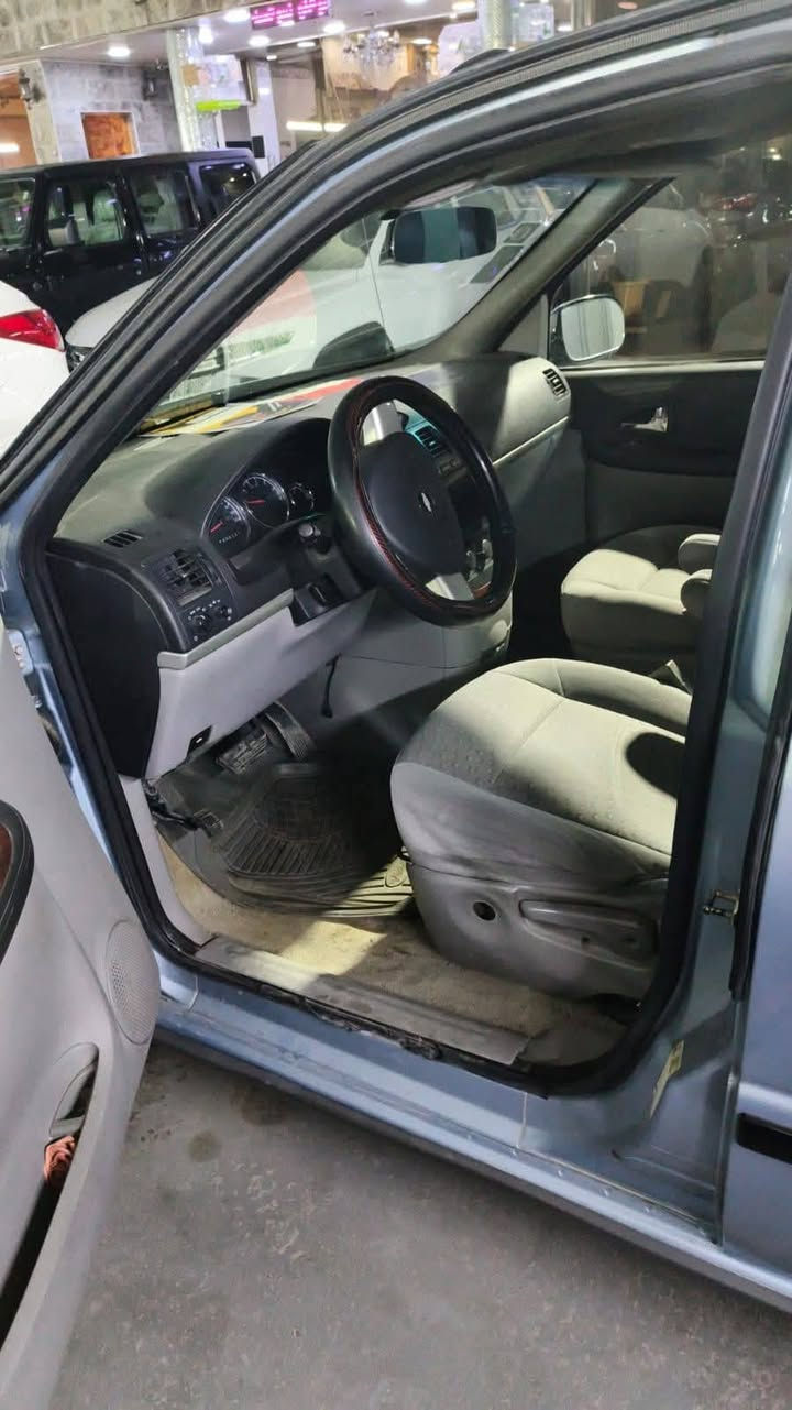 سلام عليكم  بلاندر موديل 2007 سيارة كفالة عامة علة وضع الشركة لا ضربة ولا صبغ تبريد ثلج تخم تاير حدادية 100/100 داخل بلادي سيارة جديدة عل فحص سونار السعر 85$ مكينة وكير بلديات مكاني بغداد جسر ديالئ الجديد الستفسار للبيع او المراوس  حسب القناعة    *********** بغداد, العراق
