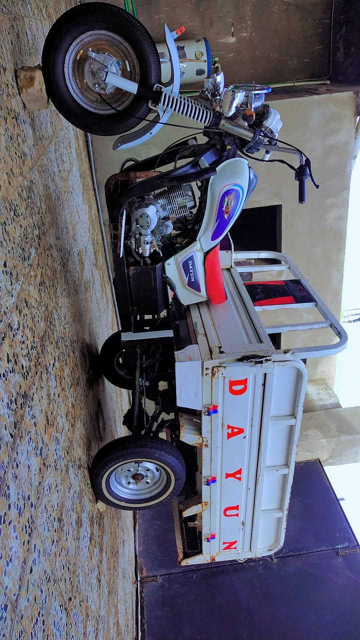 سلام عليكم ستوته للبيع موديل 18 مكفول كفاله عامه كلشي شغال سعر واحد 600 بيه مجال قليل سعر واتساب أو اتصال على رقم مكان ناصريه فضليه كهربايات كلهه شغاله من الاشاره الي بكلايت نكره سلف***********
