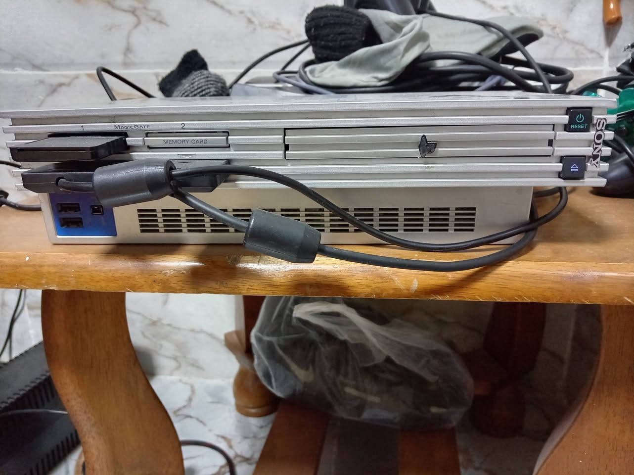 للبيع
مجمدة + بايسكل + بلي تو هارد مو فلاش  …


**إذا كنت صاحب هذا الإعلان وتريد حذفه لأي سبب، رجاءا أرسل رسالة إلى الدعم الفني**