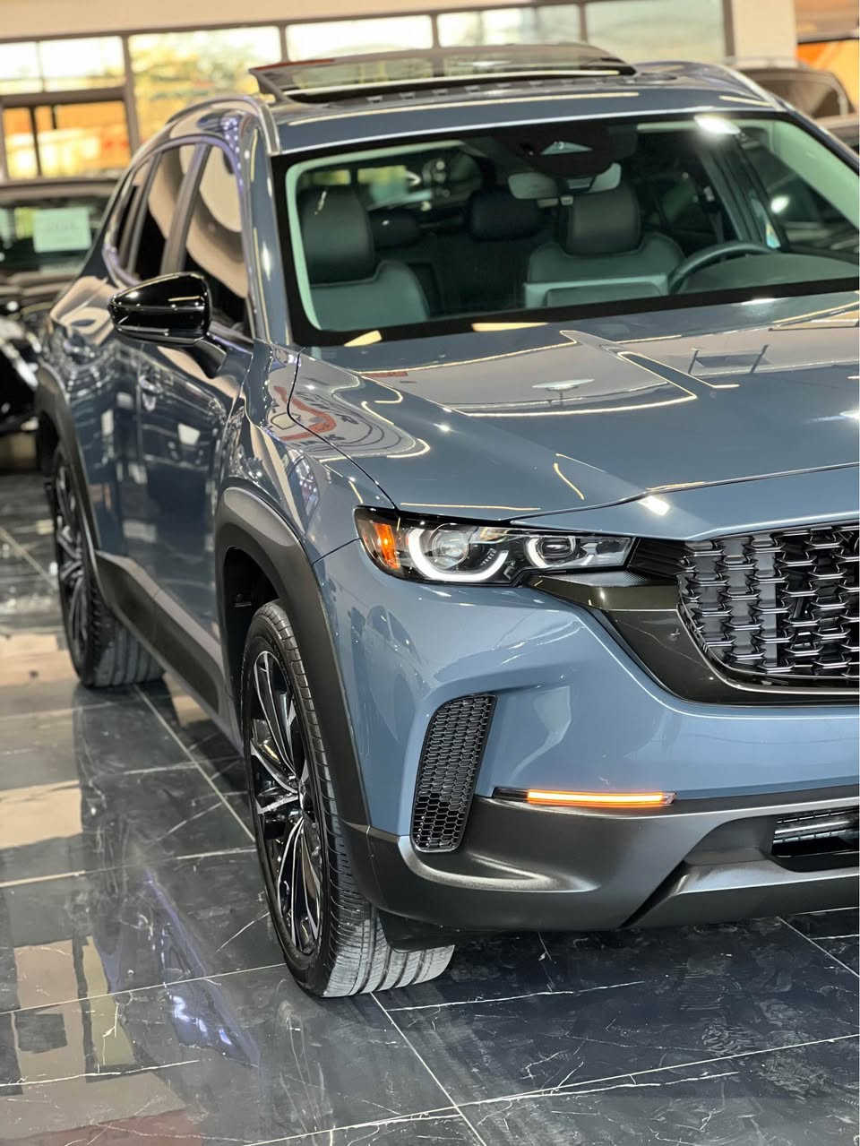 مازدا cx-50 مواسفات پریمیەم
١٠٠٠٠ مایل ڕۆشتوە 
بێبۆیاخ بێگۆڕدراو تەنیا چەند پەنجەیەک pdr هەیە و هیچیتر 
لەسەر دەقی شەریکەیە 
ئێرباگی یەک شان تەقیوە و بیلادی دانراوەتەوە
سعری کۆتای بێ معامەلە ٢٢٩٠٠$ 

7MMVABDM4SN315837
***********
گۆڕینەوەش لەسەر دڵگرتن السليمانية, العراق
