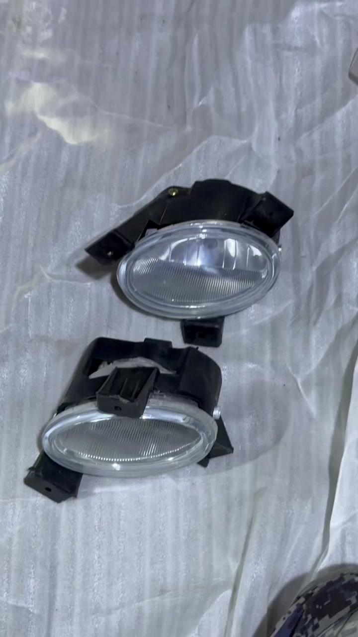 متوفر قطع غيار سيارات صيني متوفر توصيل جميع محافضات العراق ***********
