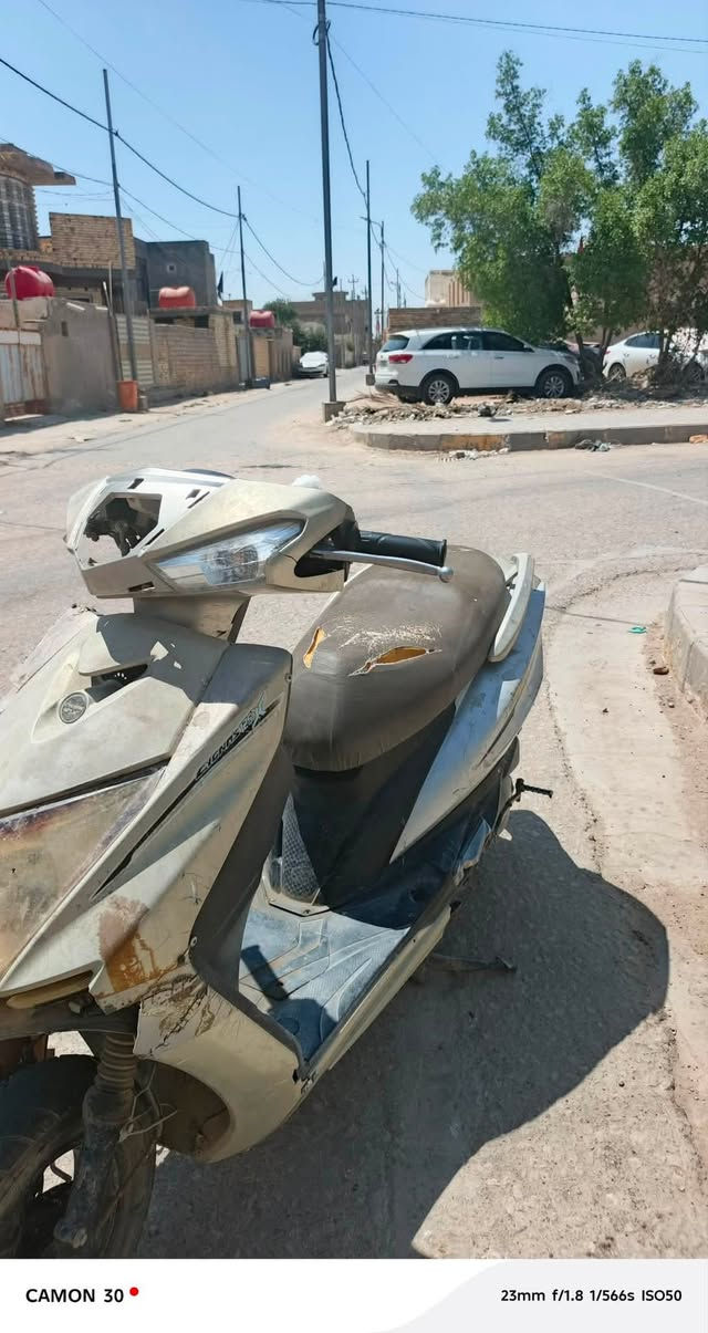 السلام عليكم 
درجة سكنز محرك ماكس 
كهربائيات محرك مجفت 
السعر150
***********
***********

