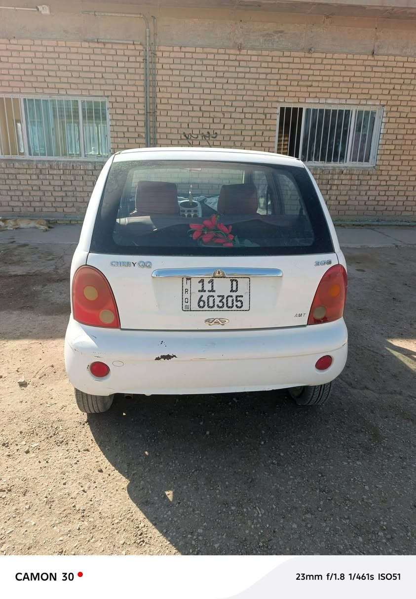 السلام عليكم كيو كيو مديل 2008 رقم نكليزي بغداد  سنويه جديده وهزا جديده تحويل مباشر  سياره كير ومكينه خير من الله كهربائياتهه كلهه تشتغل وتايرات نضيفه سياره جاهزا المكان بغداد حي العلام السعر 22 وبيهه مجال بسيط رقم الهاتف ***********
